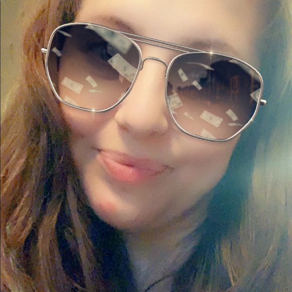 Meet the Posher Other - Meet your Posher, Tracy